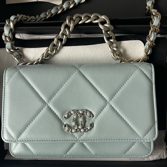 SOLD Chanel 19 Quilted Wallet Chain WOC Light Blue lambskin Mixed Hardware 22B - Picture 1 of 15